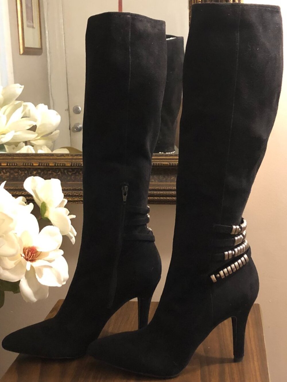 BCBGeneration Effie Black Suede Pointed Toe Knee High Boots Size 10